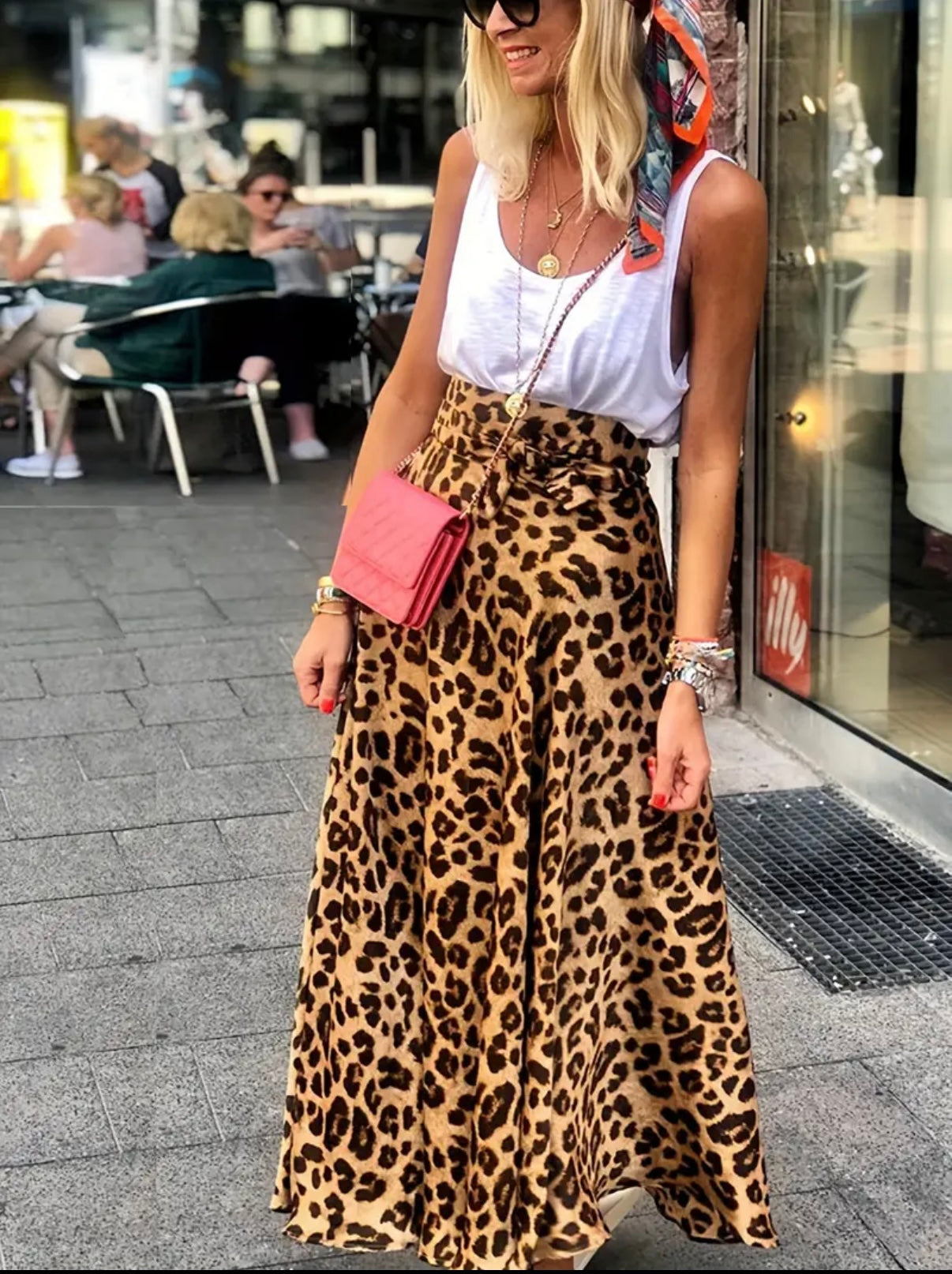 High waisted Leopard skirt