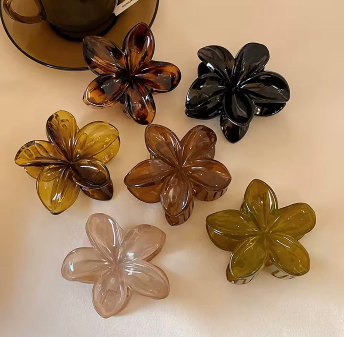 Flower hair clips