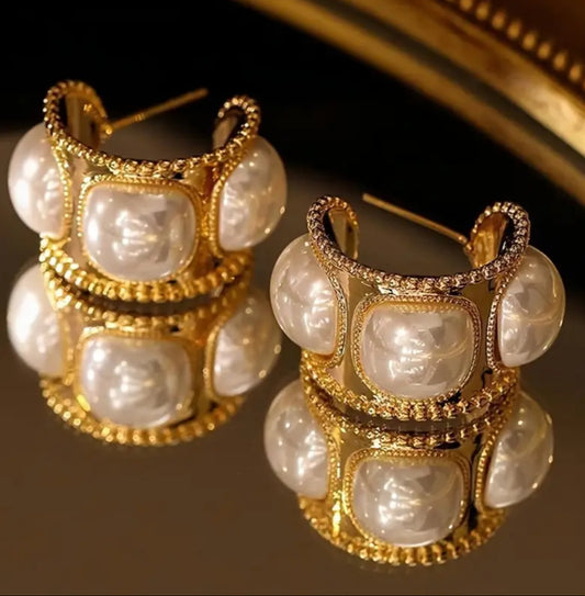 Vintage pearl earrings