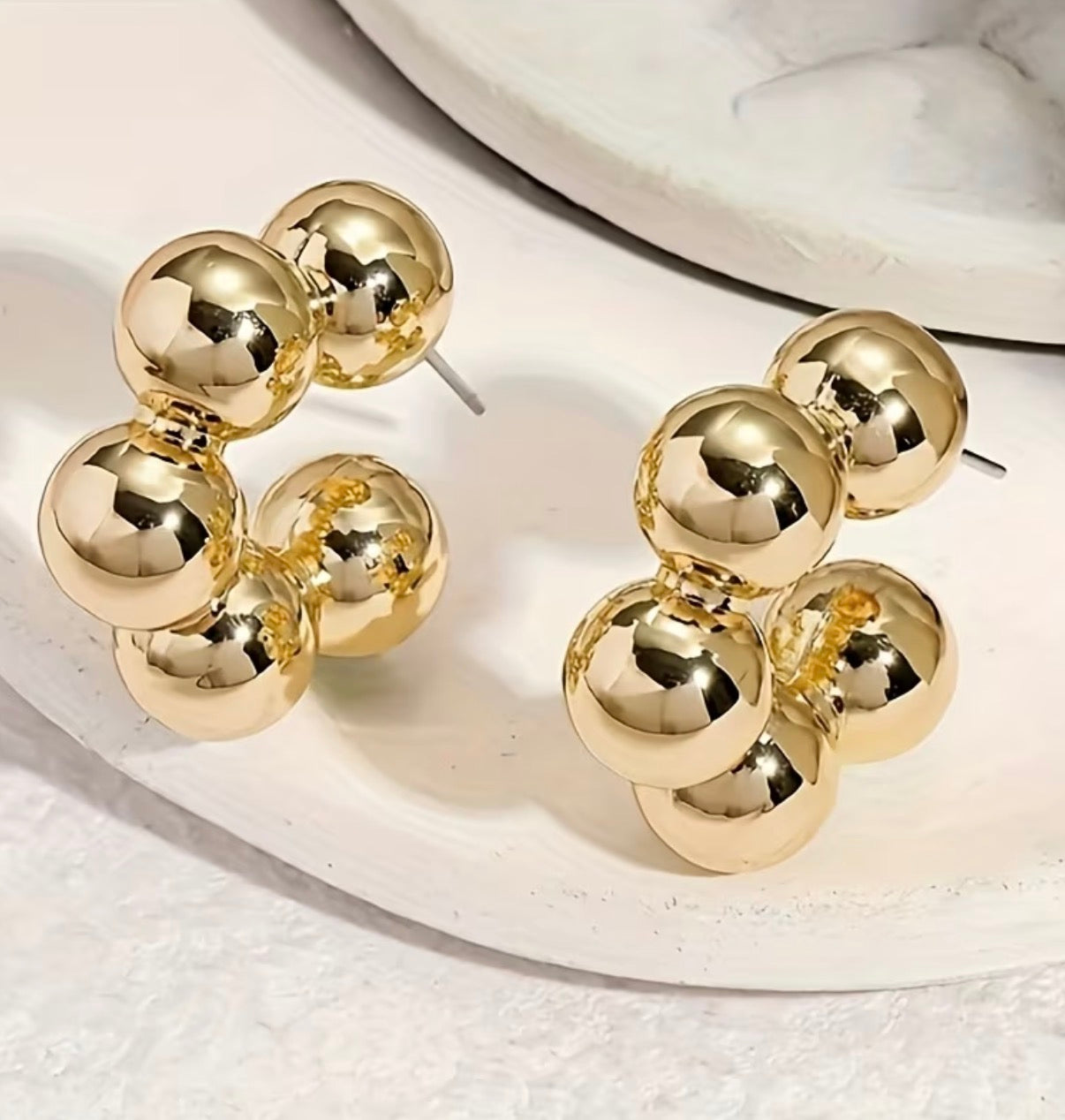 Chunky gold Huggies