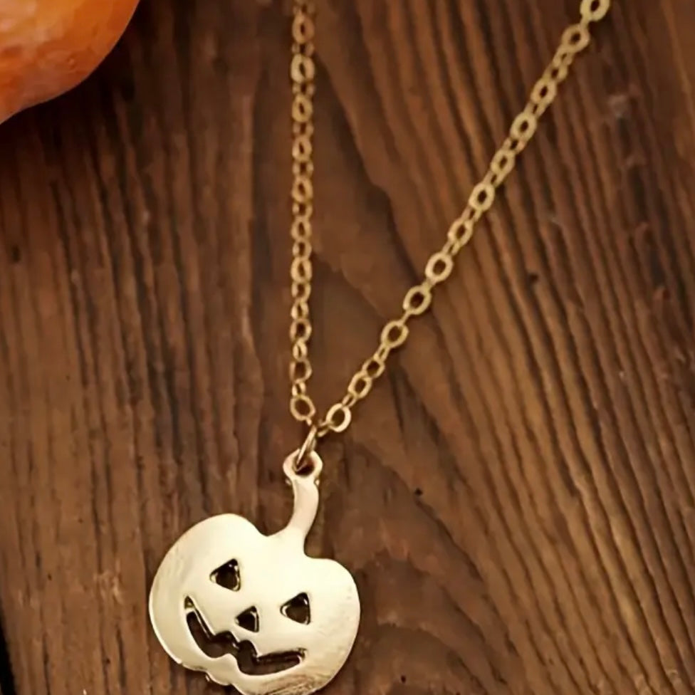 Sweet Jack O’ lantern necklace