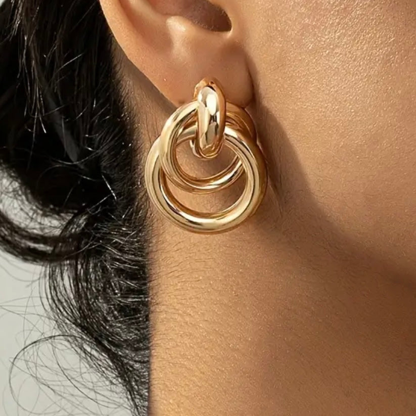 Classic golden girl earrings