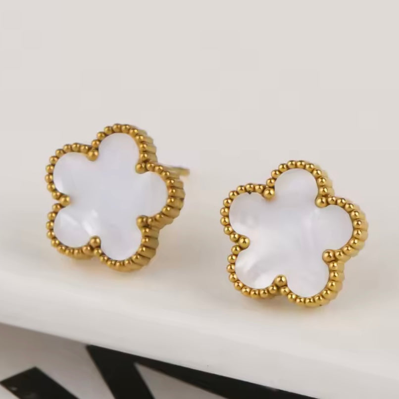 Clover Studs
