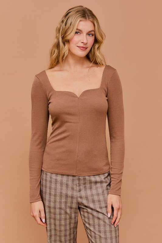 GILLI - Long Sleeve Sweetheart Rib Top